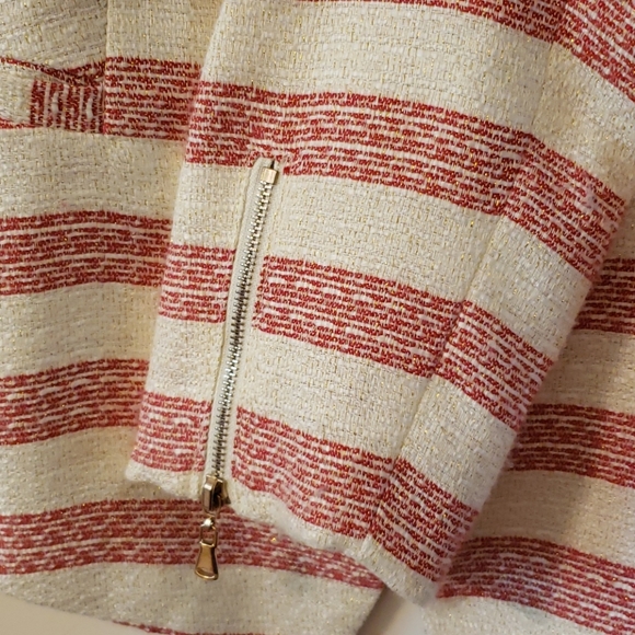 Skies are Blue Blazer - Picture 5 of 8